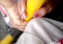 Các cô gái tóc vàng trong phòng rẽ phải và sau đó bị mất tất cả mọi thứ trong các thông tin jav nhật bản